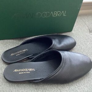 ARMANDO CABRAL Quebo Genuine Shearling Lined Slipper (Men) 11M